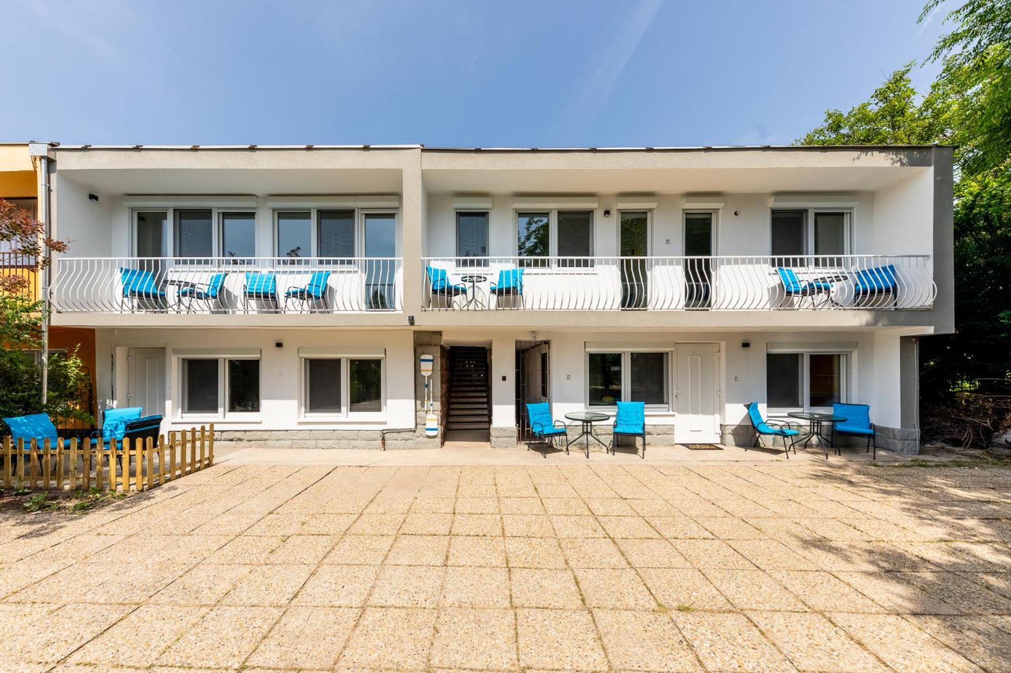 Balaton Wave Apartments Balatonalmádi Buitenkant foto